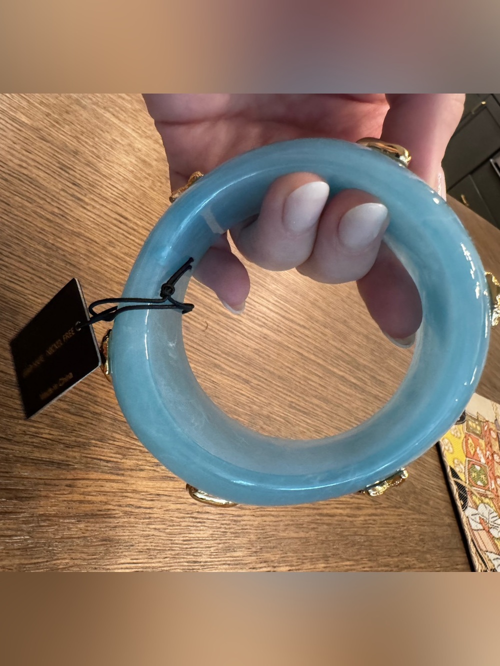 NWT House Of Harlow - Gold Charm Aqua Blue Resin Bangle Bracelet - Picture 3 of 3